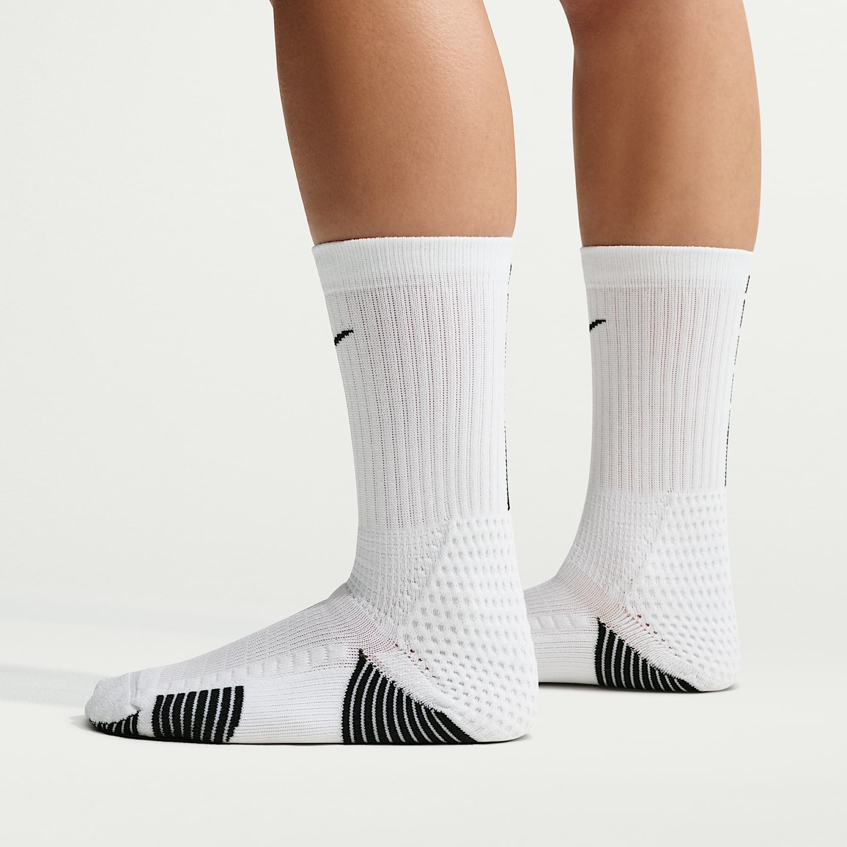 NIKE公式】ナイキ エリート 2.0 クッションド クルー ソックス (1足